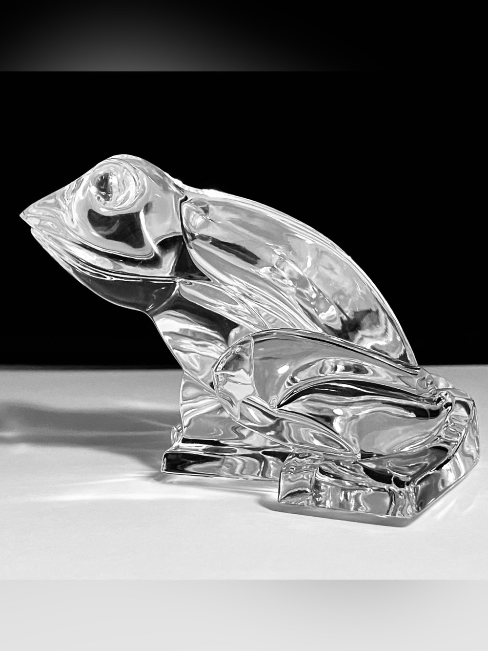 CRISTAL SAINT-LOUIS Frog Figurine / 4.5 Inches Wide / MISSING Green Back Piece